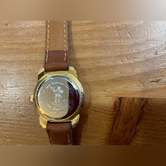 Disney: Esmeralda rare, vintage from Hunchback of Notre Dame Disney store watch. - Picture 2 of 8